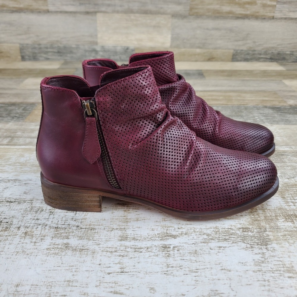 Coldwater Creek Aledo Womens Ankle Booties Sz 6.5 M Wine Leather Side Zipper